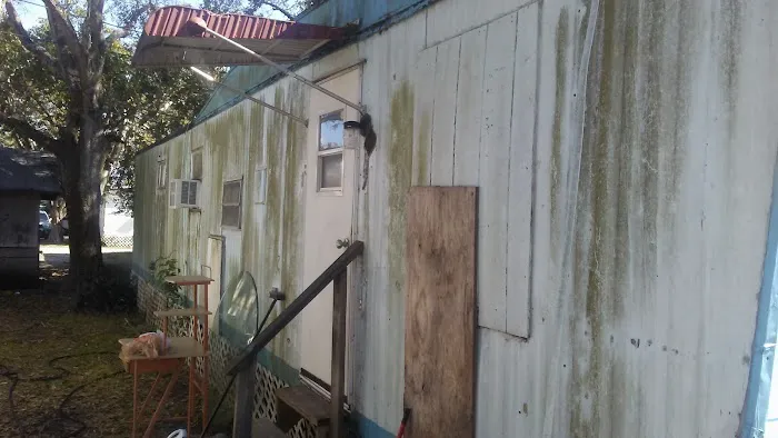 Courtesy Mobile Home Park Picture 9