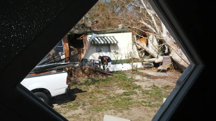 Valencia Family Mobile Home Pk Picture 6