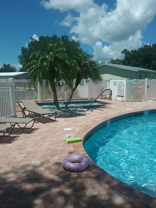Town & Country Mobile Home Pk Picture 1
