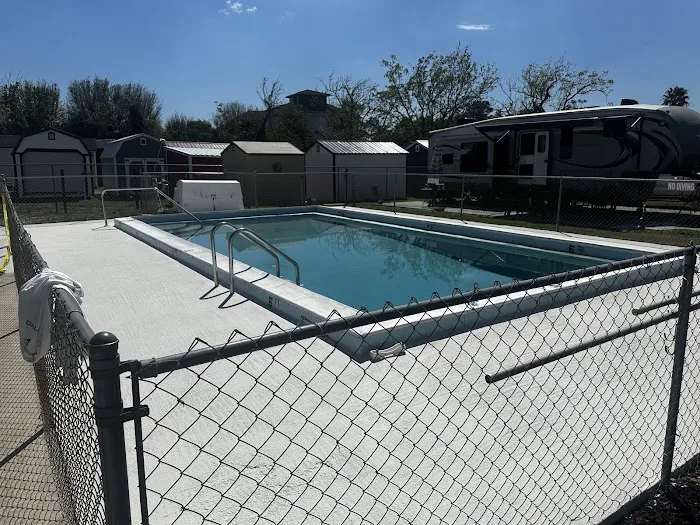 Sebring Grove RV Resort Picture 4