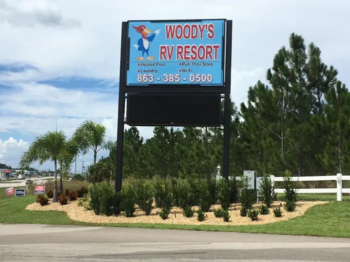 Woody's RV Resort Picture 8