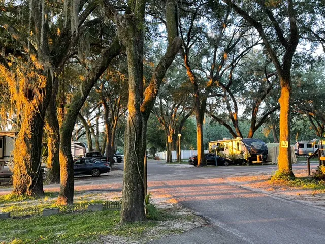 Happy Traveler Cabins and RV Resort Picture 7