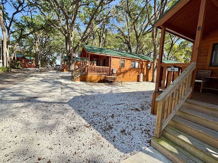 Happy Traveler Cabins and RV Resort Picture 10