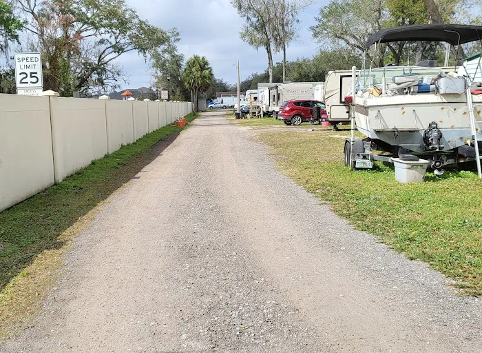 Abbeys Wigwam RV Park Picture 2