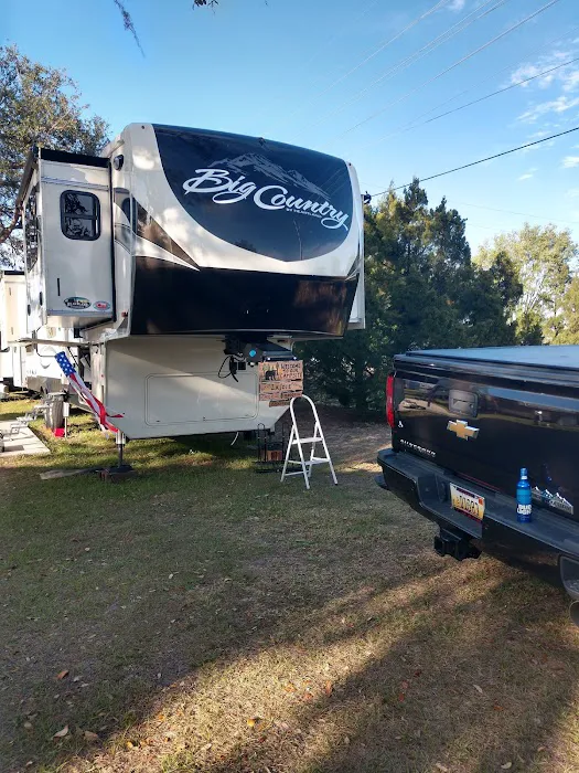 Highland Oaks RV Resort Picture 8