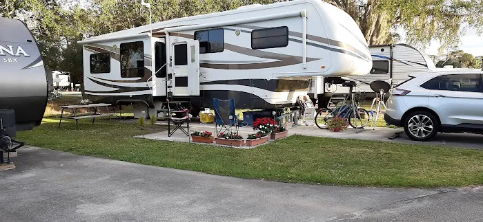 Port St Lucie RV Resort Picture 2