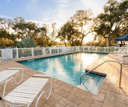 Sun Retreats Lake Josephine