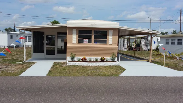 Gateway Mobile Home Park Picture 9