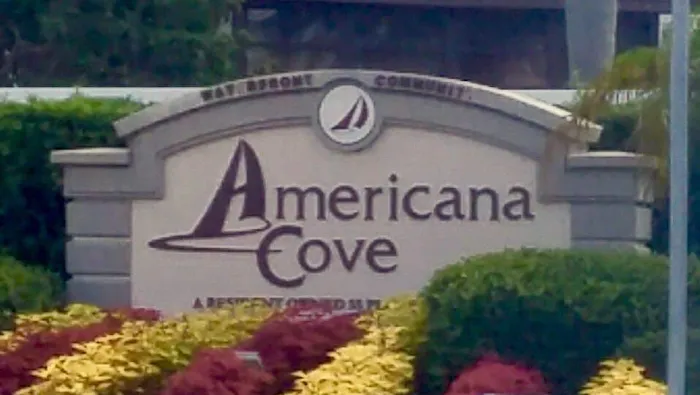 Americana Cove Picture 3