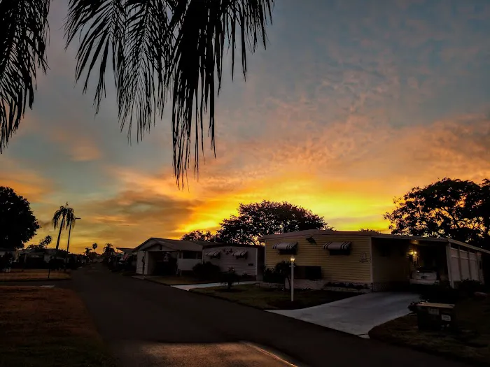 Americana Cove Picture 6