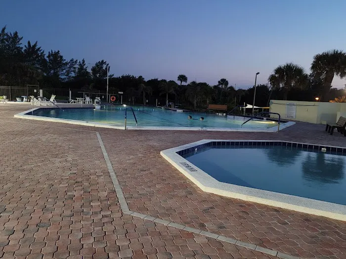Holiday Out at St Lucie Picture 1