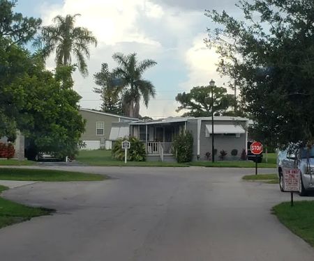 Sunshine Mobile Manor