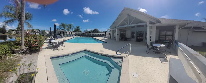 Pinelake Gardens & Estates Picture 2