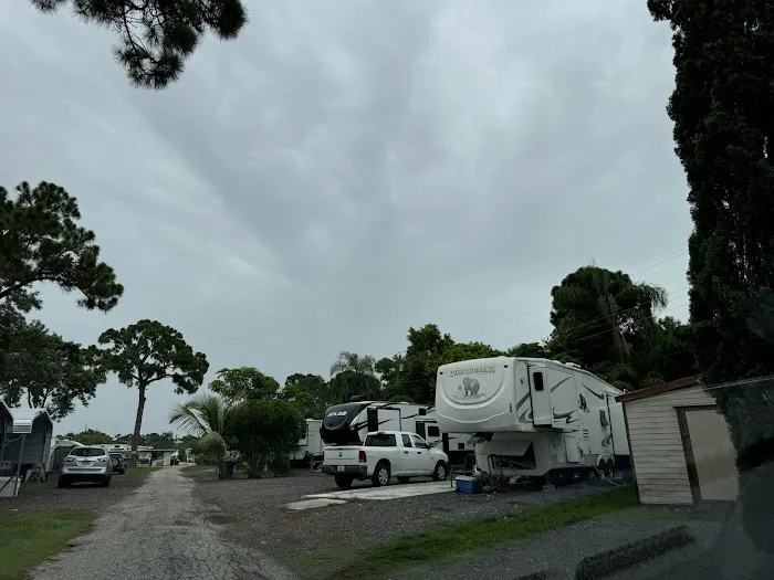 Twin Rivers RV & Mobile Home Park Picture 1