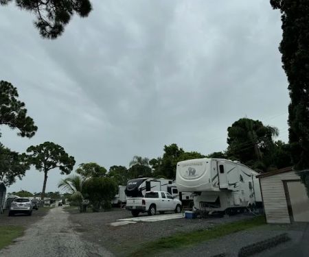Twin Rivers RV & Mobile Home Park