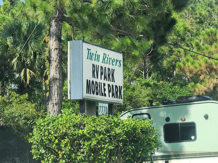 Twin Rivers RV & Mobile Home Park Picture 6