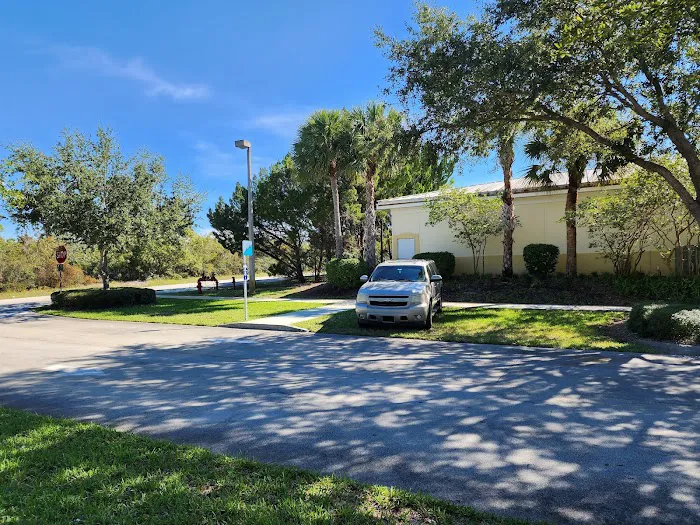 Floridays RV Park Picture 2