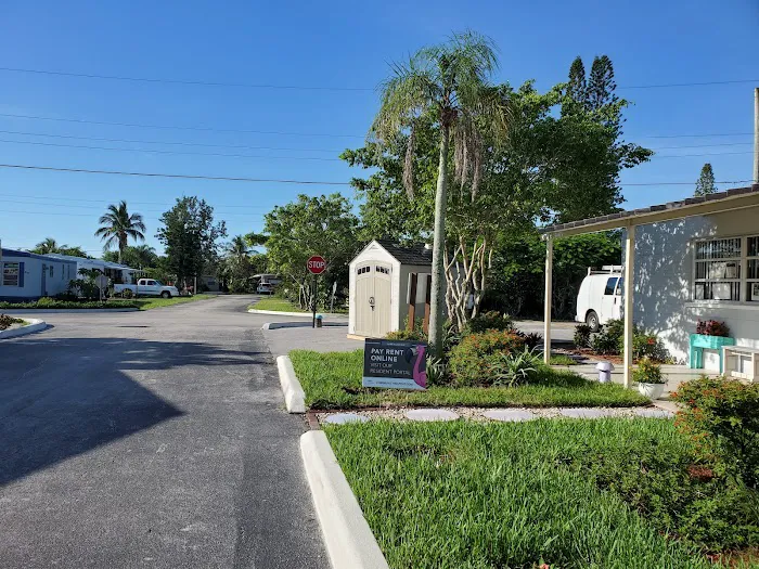 Hobe Village Mobile Home Park Picture 6
