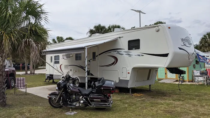 Sabal Palm RV Resort Picture 2