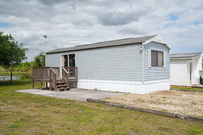 Lakeport RV Park Picture 6