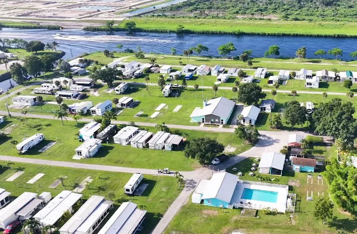Meadowlark Shores RV Resort Picture 8