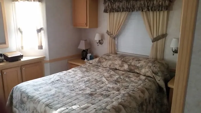 Whisper Creek RV Resort Picture 1