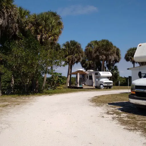 Lake Breeze RV Park Picture 2