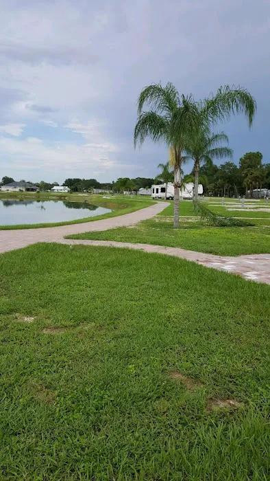 Oak Grove RV Resort Picture 6