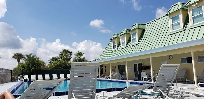 Juno Ocean Walk RV Resort Picture 5