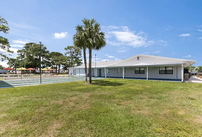 Palm Lake Estates Picture 7