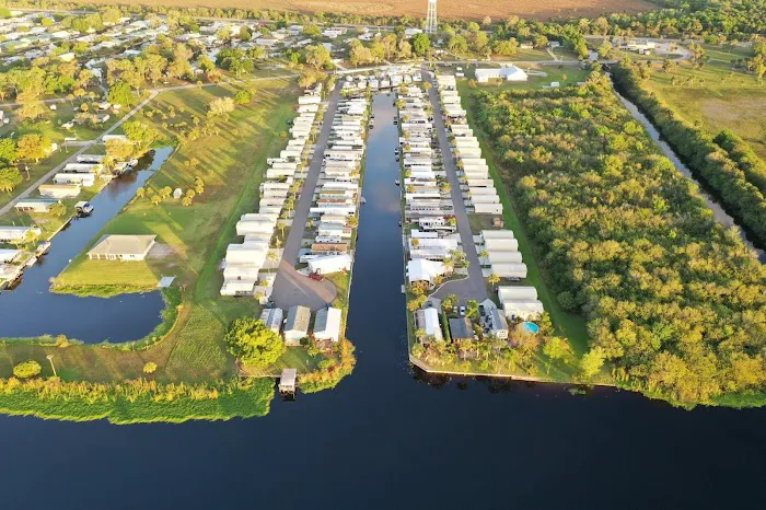 Turtle Cove 55+ Condominium Park Picture 3