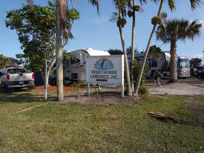 Okeechobee Landings RV Resort Picture 3