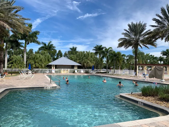 RiverBend Motorcoach Resort Picture 1