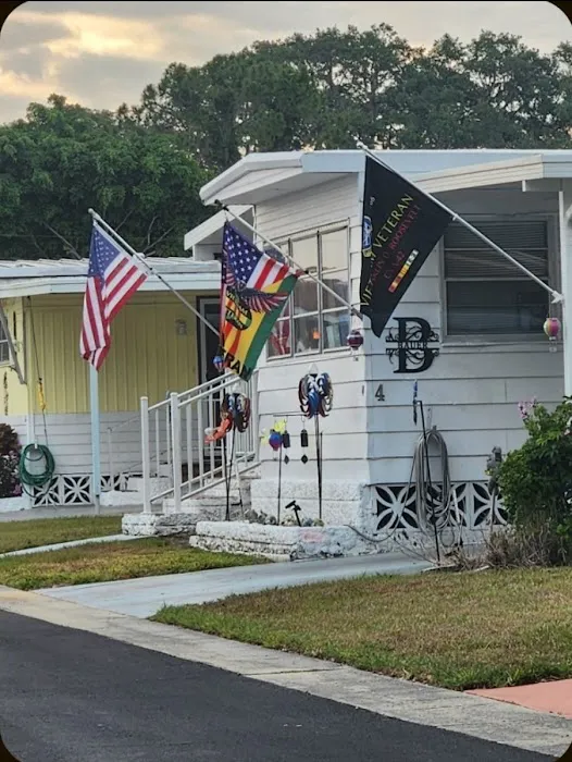 Oak Park Mobile Home Village Picture 3