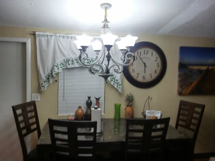 Twin Lakes Mobile Home Estates Picture 2