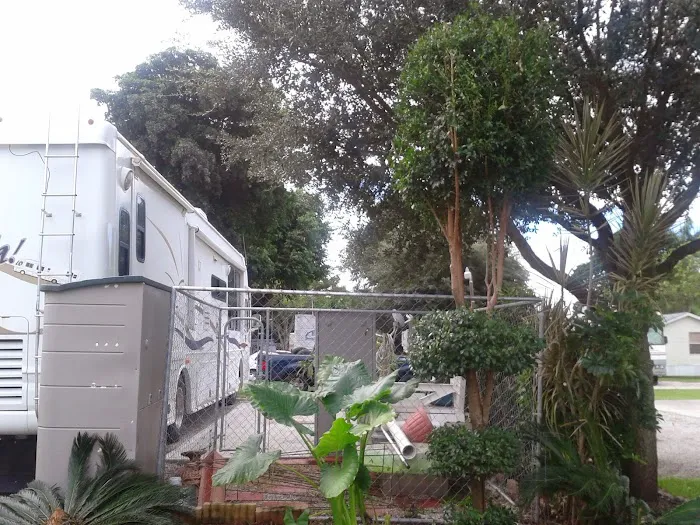 Crooked Hook RV Resort Picture 6