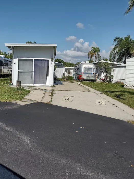 Paradise RV Lot Rental Picture 9