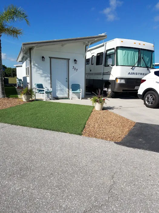 Don's RV Lots at Paradise Park Picture 5