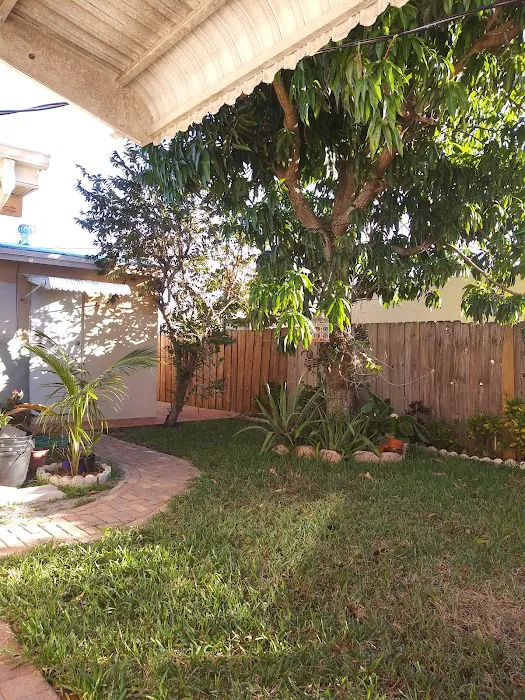 Palm Beach Colony Picture 8