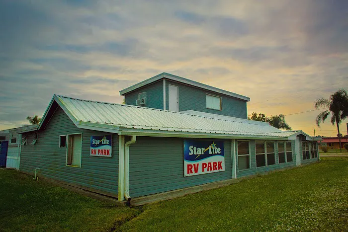 Starlite RV Park Picture 3
