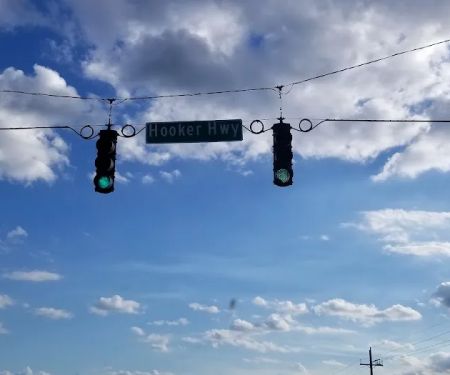 Twin Palms Mobile Home Park