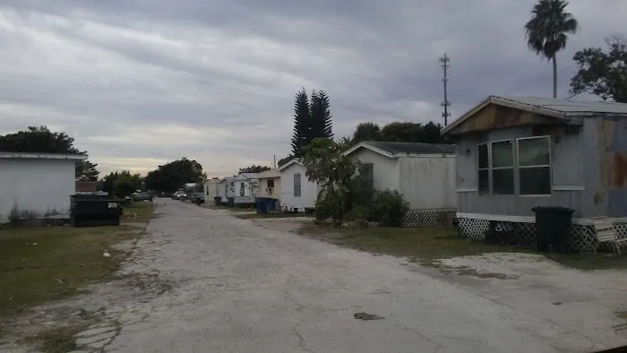 Mid-City Trailer Park Picture 1