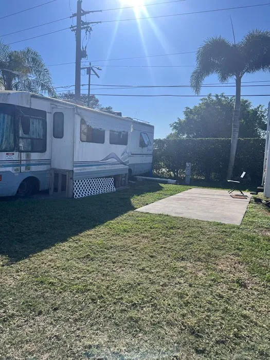Pahokee Beach RV Resort Picture 8
