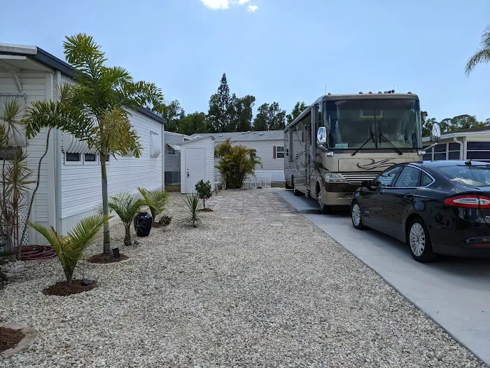 Cypress Bend RV Resort Picture 4