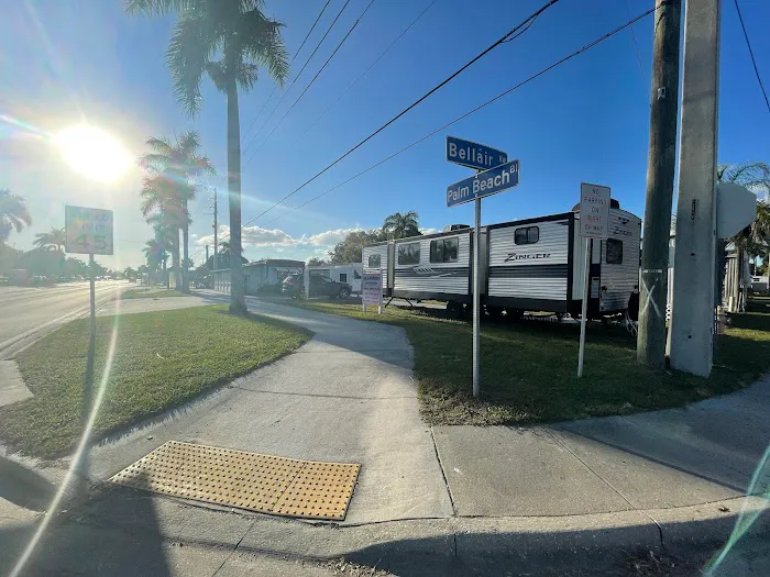 Flamingo Resort Mobile Home & RV Park Picture 1