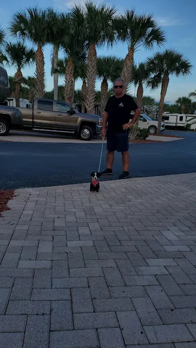 Water's Edge RV Park Picture 7