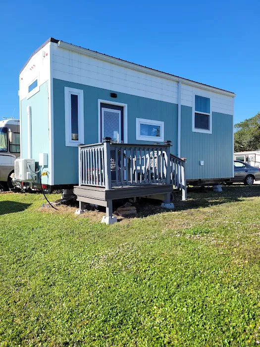 Gator RV Park Picture 3