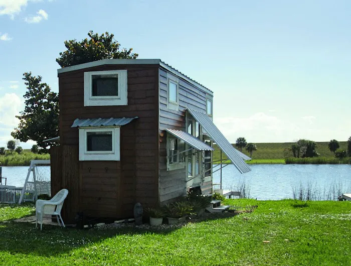 Gracious Tiny House Park Picture 1