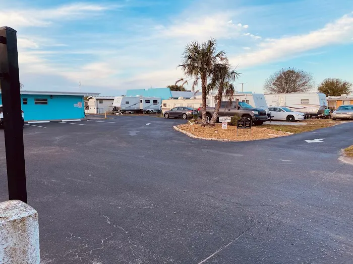 Lakeside North RV Resort Picture 8