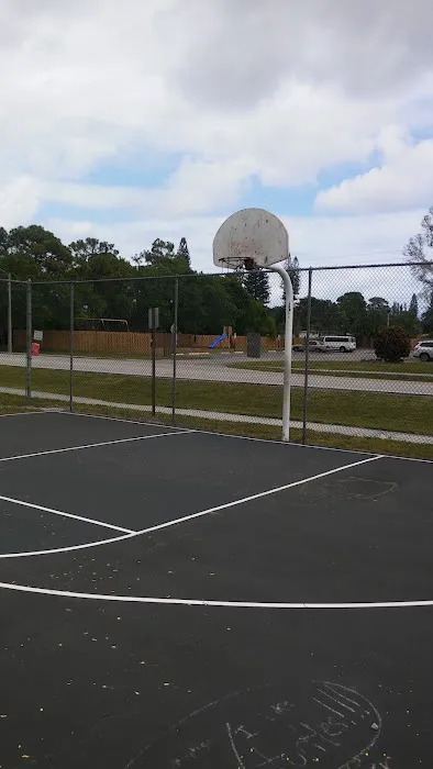 Pickwick Park LLC Picture 9